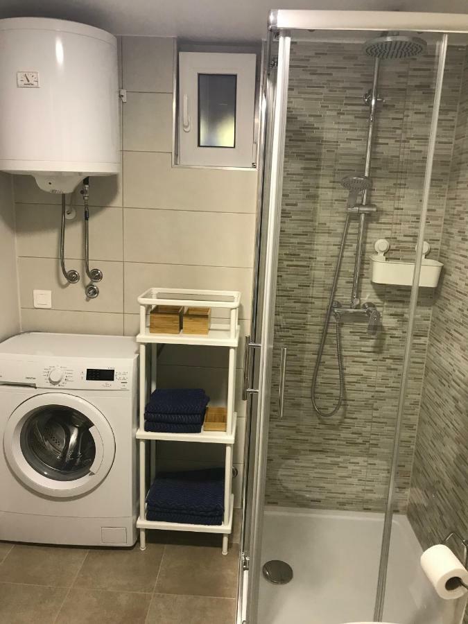 Apartamento Studio Apartman Park Galerija Osijek Exterior foto